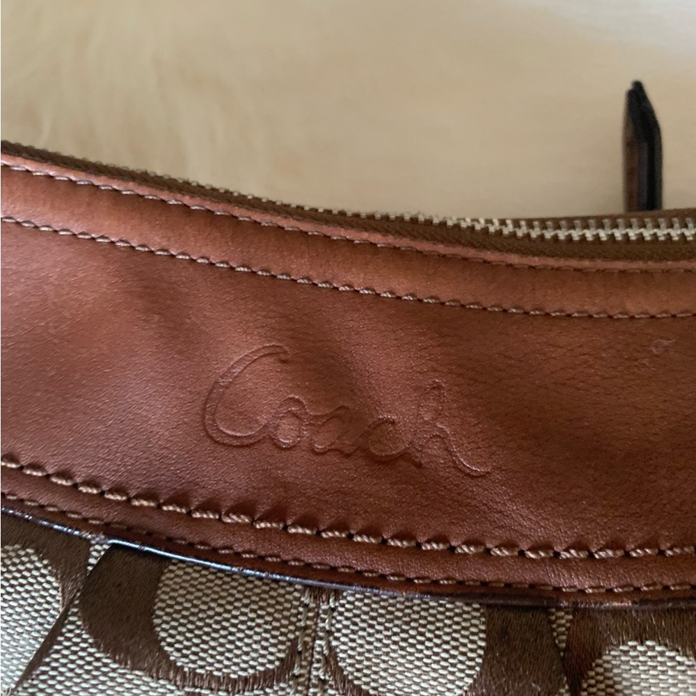 Coach Signature Hobo Bag in Brown and Cream - Picture 6 of 10